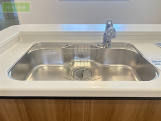 【キッチン】 | 平日・土日も見学できます　P並列2台　WIC×2　限定1区画　