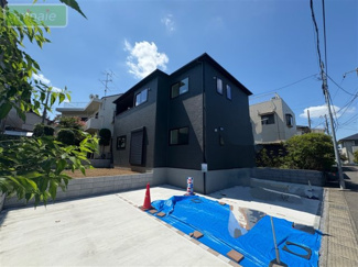 【外観】 | 平日・土日も見学できます　P並列2台　WIC×2　限定1区画　 | 販売現地