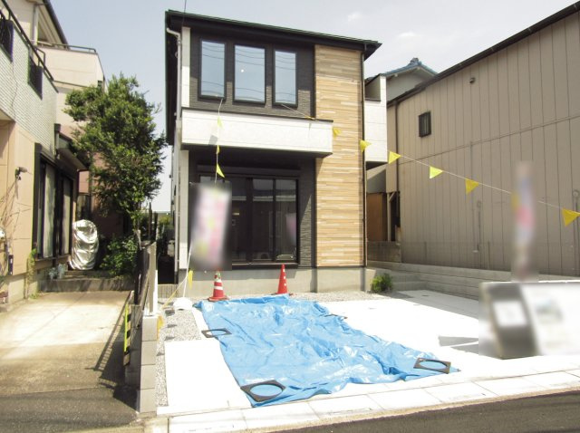 草加市氷川町 新築分譲住宅の外観