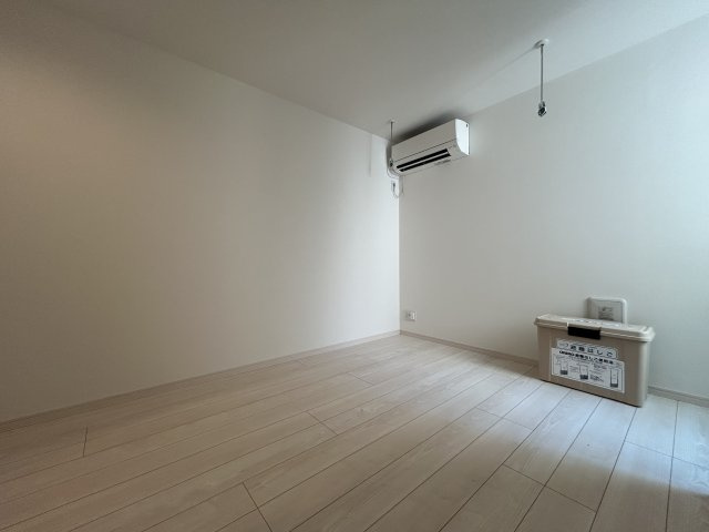 バズ西台Ⅲの居間・リビング