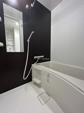 バズ西台Ⅲの浴室