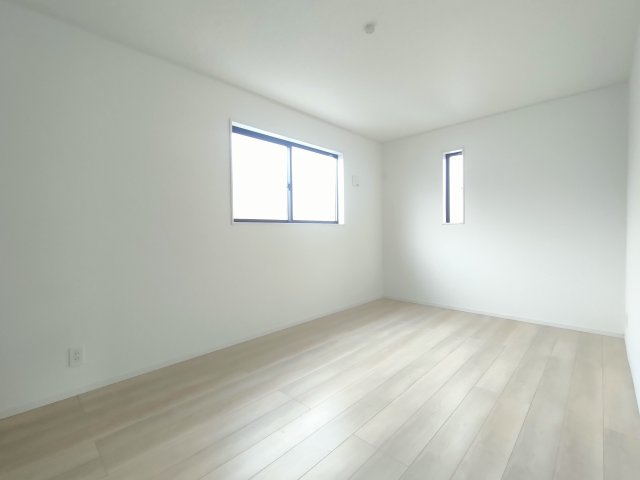 三郷市　戸ケ崎3丁目　新築戸建　全7棟の洋室|シンプル設計でレイアウト自在。飽きない一室