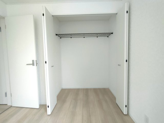 三郷市　戸ケ崎3丁目　新築戸建　全7棟の収納|小物から大型までスッと収まる安心の収納力