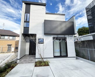 【外観】 | 現地写真（外観）堂々完成！実際の建物内をご内覧できます♪※現地に係員は常駐しておりません。