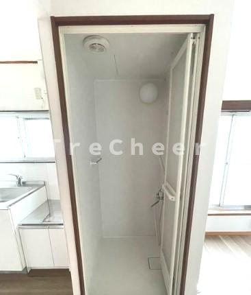 土谷マンションのシャワールーム