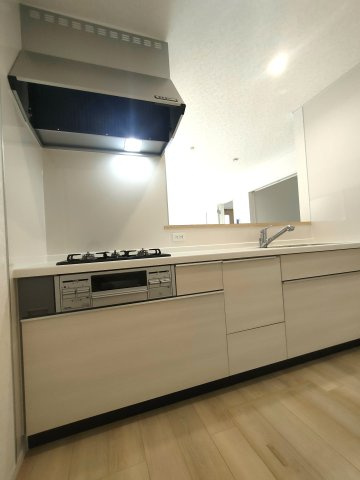 三郷市　戸ケ崎3丁目　新築戸建　全7棟のキッチン|キッチンでお料理をお楽しみください