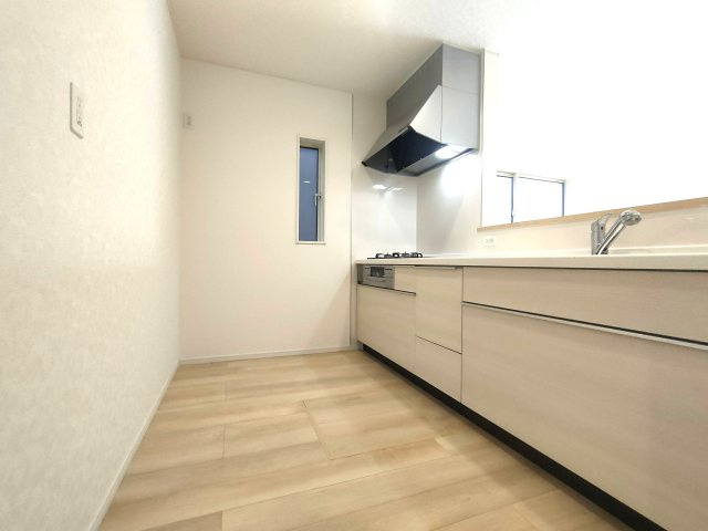 三郷市　戸ケ崎3丁目　新築戸建　全7棟のキッチン|キッチンでお料理をお楽しみください