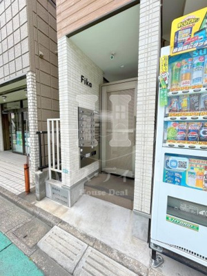 【エントランス】 | Fika | ゆとりのあるエントランスです