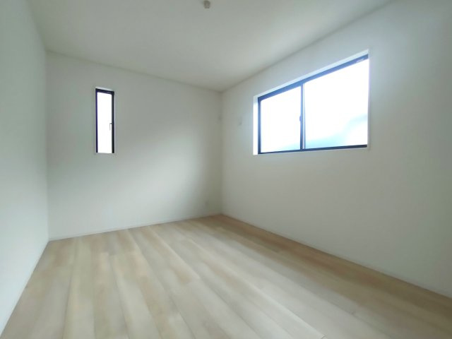 三郷市　戸ケ崎3丁目　新築戸建　全7棟の洋室|個人の部屋や寝室として使える洋室です