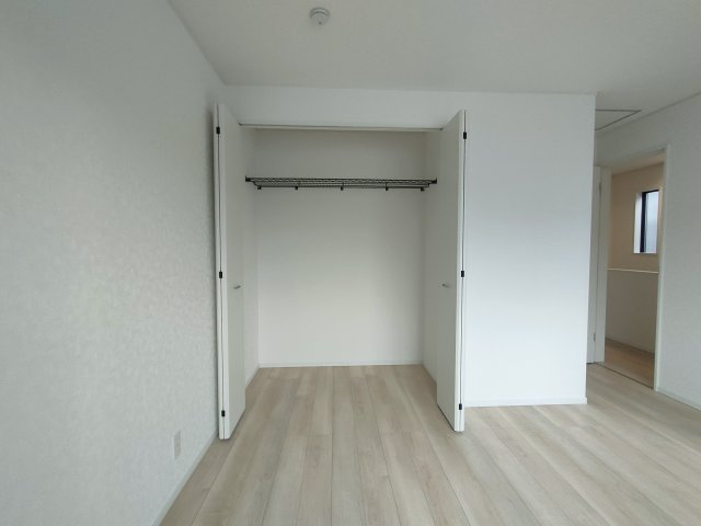 三郷市　戸ケ崎3丁目　新築戸建　全7棟の収納|こまごまとしたものを収納できそうですね