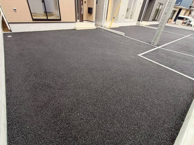 三郷市　戸ケ崎3丁目　新築戸建　全7棟の駐車場|駐車場の用意があります