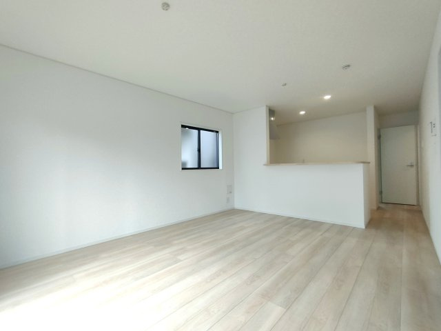 三郷市　戸ケ崎3丁目　新築戸建　全7棟の居間・リビング|こちらの居間で趣味の時間をお楽しみください