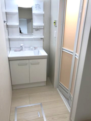 【独立洗面台】 | リックスフィア | 使いやすい独立洗面台です