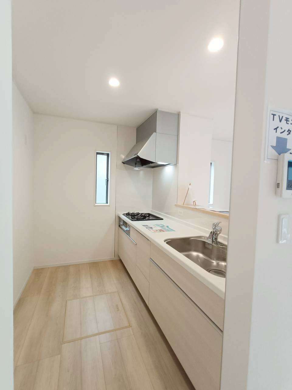 三郷市　戸ケ崎3丁目　新築戸建　全7棟のキッチン|キッチンでお料理をお楽しみください