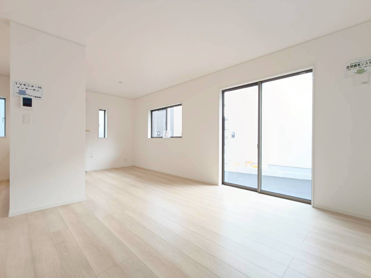 三郷市　戸ケ崎3丁目　新築戸建　全7棟の居間・リビング|ゆったりとした居間です