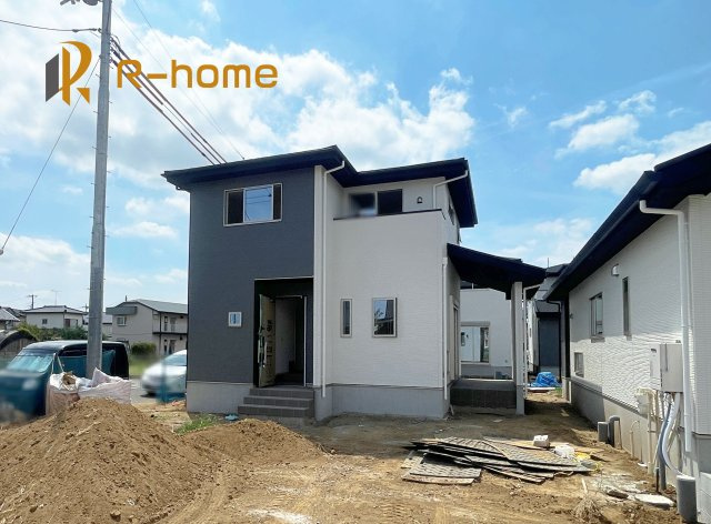 牛久市牛久町7期　新築戸建て　2号棟の外観|ご予約を頂ければ、『平日』はもちろん『早朝』や『夜間』もご見学可能です♪お気軽にお申し付けください♪