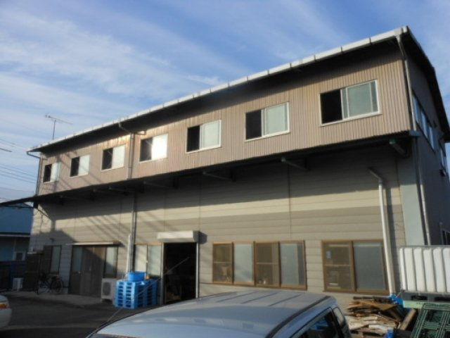 粟宮倉庫の外観