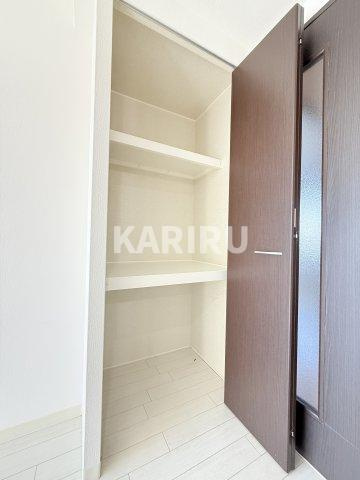 レジディア城北公園通の収納