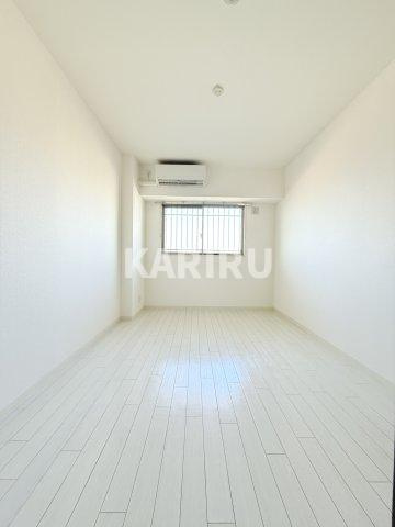 レジディア城北公園通の洋室