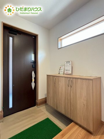 深谷市荒川　第1期　新築一戸建て　ワイウッドコート　07の玄関