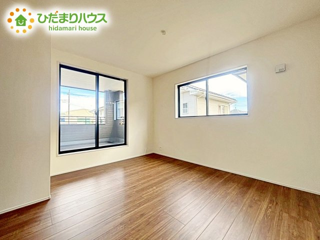 【寝室】 | ひたちなか高場10期　新築戸建 | ベッドを置いても余裕の広さがあります。パソコンや趣味のスペースなどインテリアを考えるのも楽しみですね！