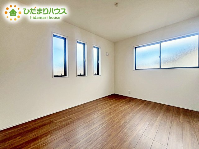 【洋室】 | ひたちなか高場10期　新築戸建 | 夏場に心地良いひんやり感はフローリングならでは☆彡