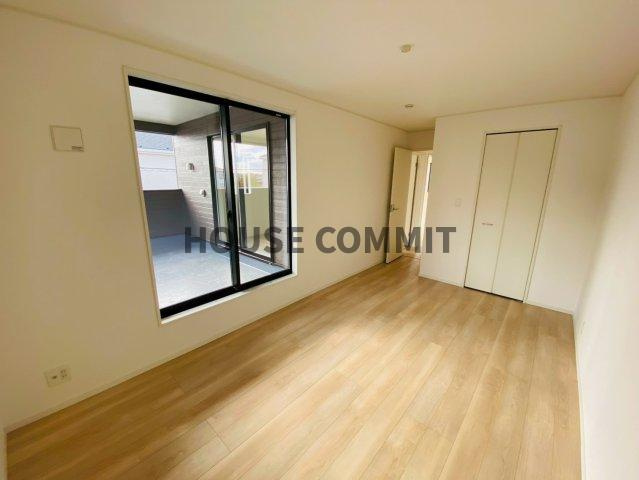 八街に第１７　新築3号棟の洋室