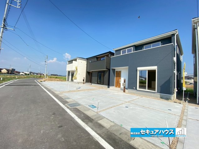 【今からご案内可能】知多市八幡字宗作 全6棟 の前面道路含む現地写真|事前予約にて現地ご見学いただけます！お気軽にお問い合わせください♪
■株式会社　セキュアハウス■
住宅ローンに強く、知識、経験豊富なスタッフ在籍
お客様に寄り添い、ご成約後もサポート致します。