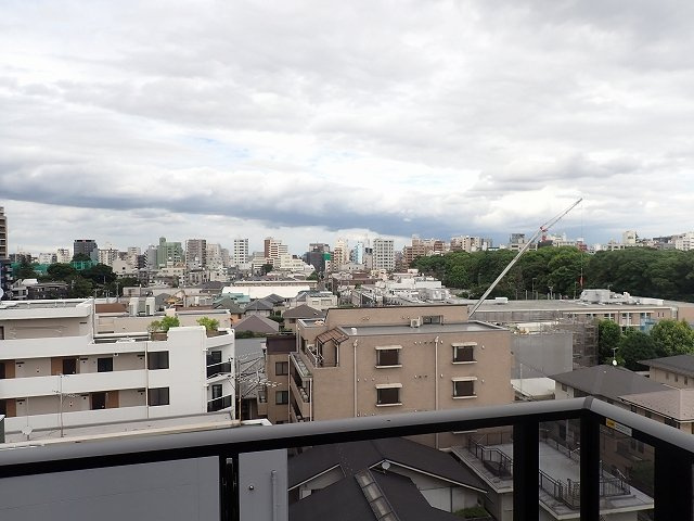 クロスレジデンス六義園の展望