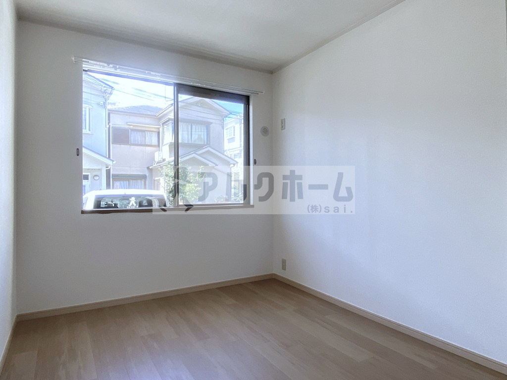 ハイム市場の洋室