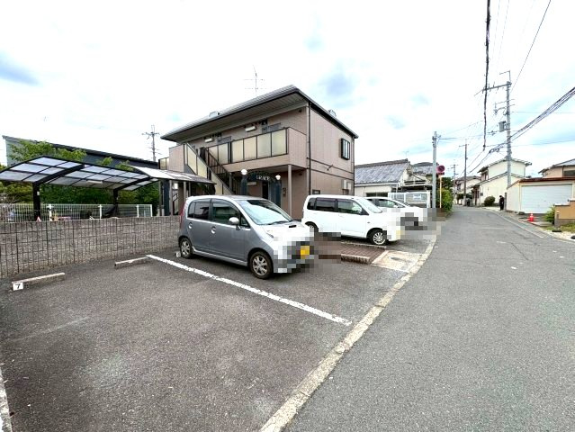 ＧＲＡＣＥの駐車場