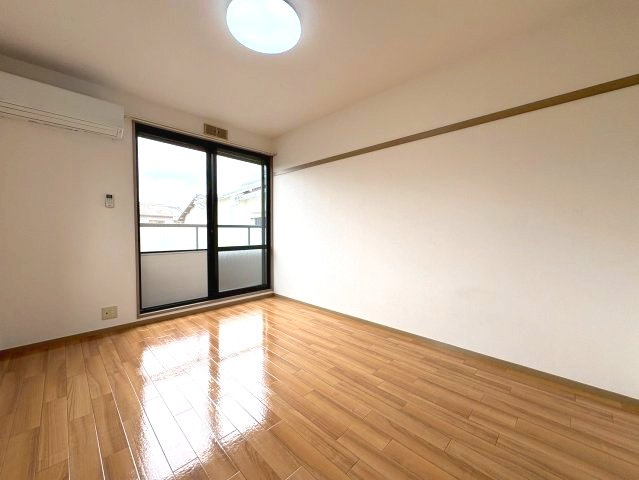 ＧＲＡＣＥの洋室