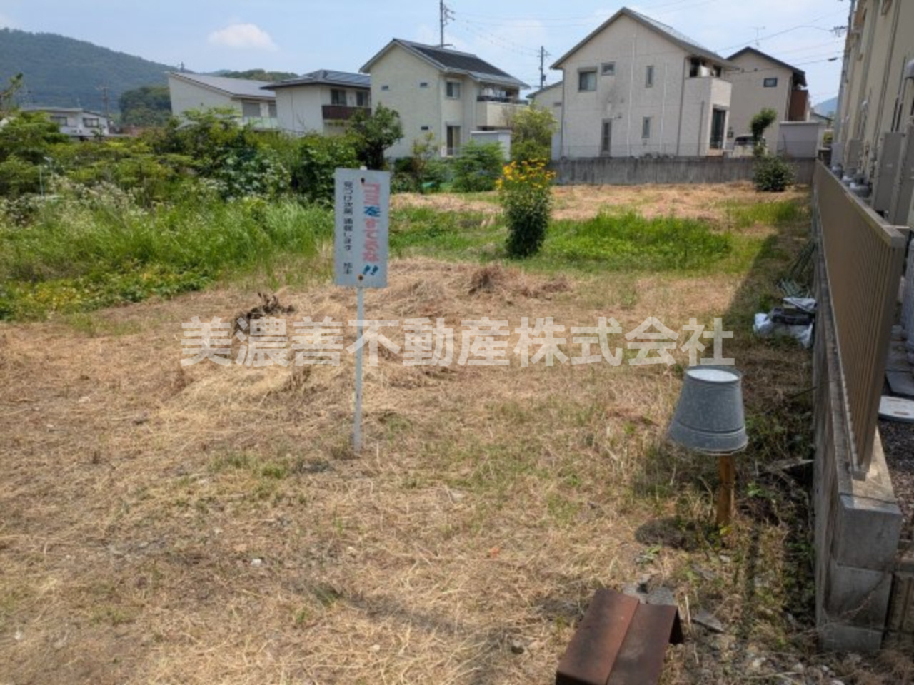 ６５５９４　岐阜市長良土地の外観