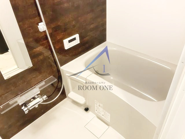 Ｆ−ＢＡＳＥ  Ｅａｓｔ　Ⅱの浴室|お風呂です。