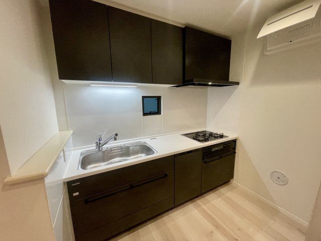 杉並区本天沼3丁目　整形角地　快適コンパクト邸宅のキッチン