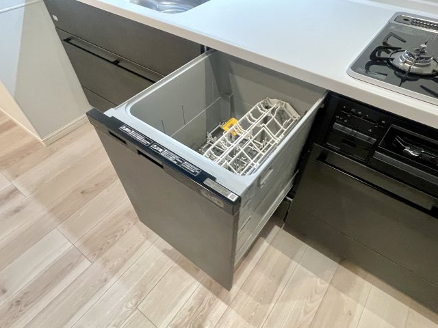 杉並区本天沼3丁目　整形角地　快適コンパクト邸宅のキッチン