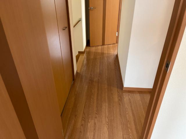 アイエスパレス・ウェストの内装|廊下