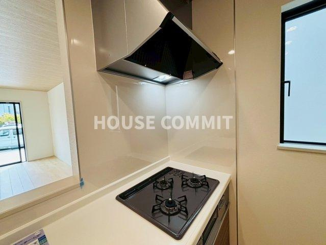 成田市郷部　新築戸建て　B号棟のキッチン