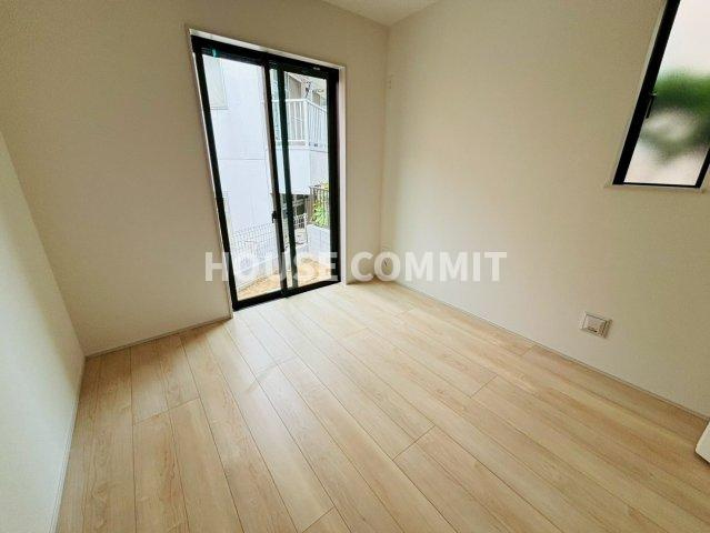 成田市郷部　新築戸建て　B号棟の洋室