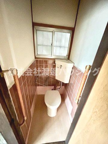 横小路町1丁目一戸建のトイレ