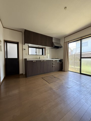 【居間・リビング】 | 坂本7-11-43貸家