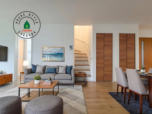 春日市白水ヶ丘2丁目第2-2棟（2号棟）の居間・リビング|明るく開放的なリビングダイニングは豊かな陽光が注ぎ込み、やすらぎの空間を演出してくれます。ご家族で楽しいひとときをお過ごし下さい。※家具はCGを合成したものです。