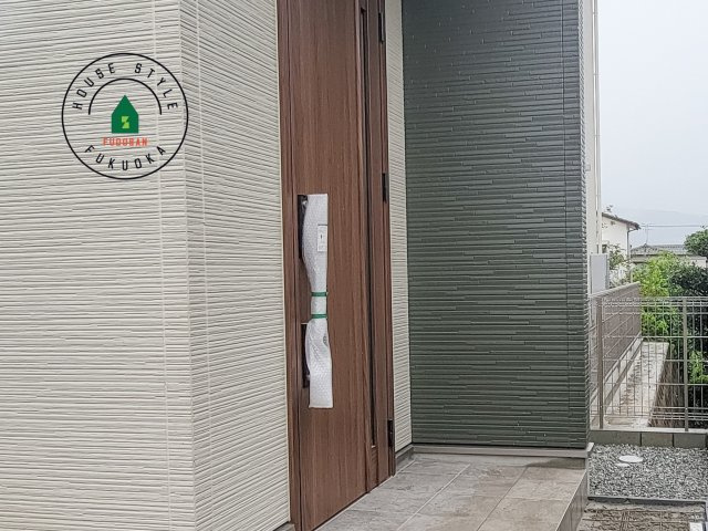 春日市白水ヶ丘2丁目第2-2棟（2号棟）の防犯設備|二重ロックでしっかり防犯対策ができます。