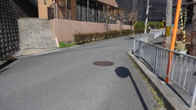 【周辺】 | メロディーハイム吹田青葉丘 | 前面道路