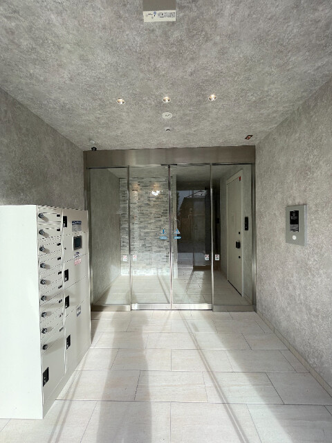 アリスティオ フォンテのエントランス|綺麗なエントランス