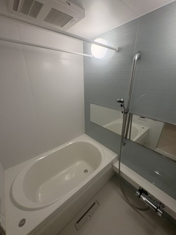 アリスティオ フォンテの浴室|広々とした浴槽