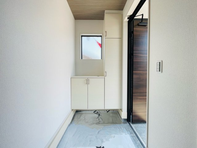 【玄関】 | 前橋市東善町　2号棟