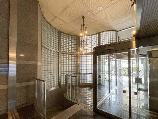 フォーラムインⅠ東京のエントランス