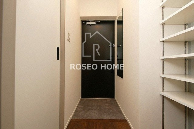 エムヒルズ本町東の玄関