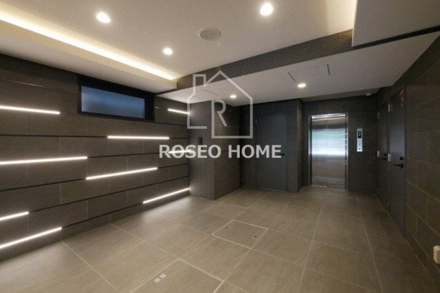 エムヒルズ本町東のロビー